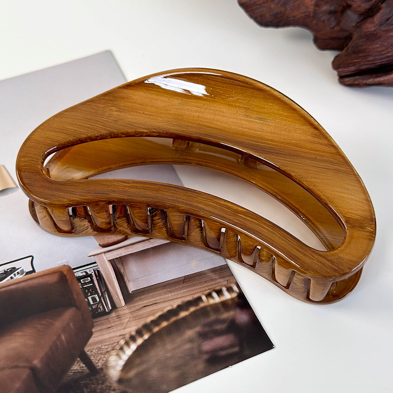 Νύχαρη Κλιπ Ημισέληνος