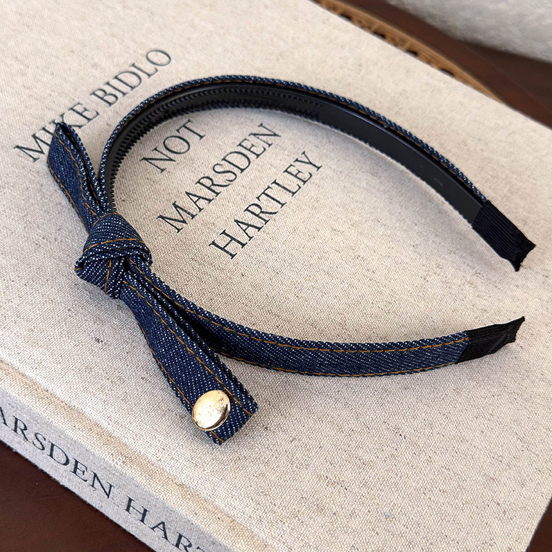 Agravă de Păr Denim Albastră cu Aplică