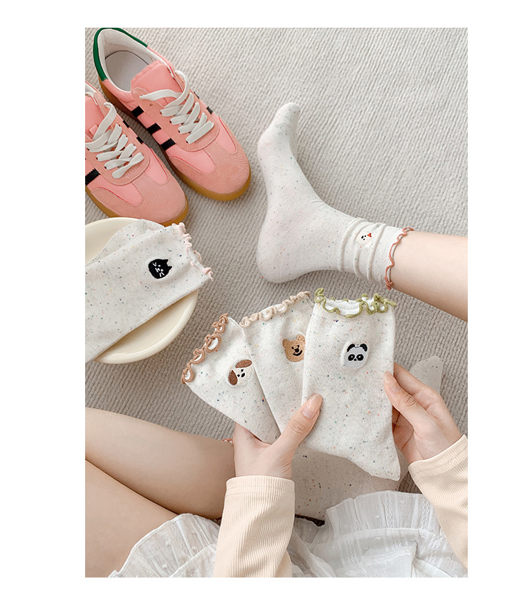 Vyšívané medvědí podkolenky