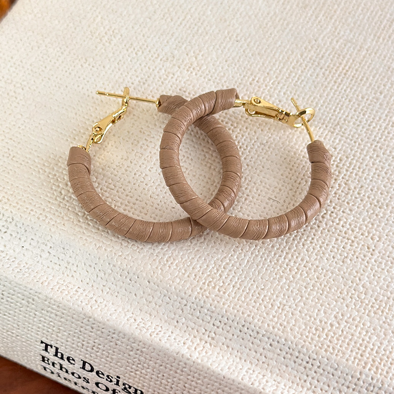 Brincos Argola com Couro