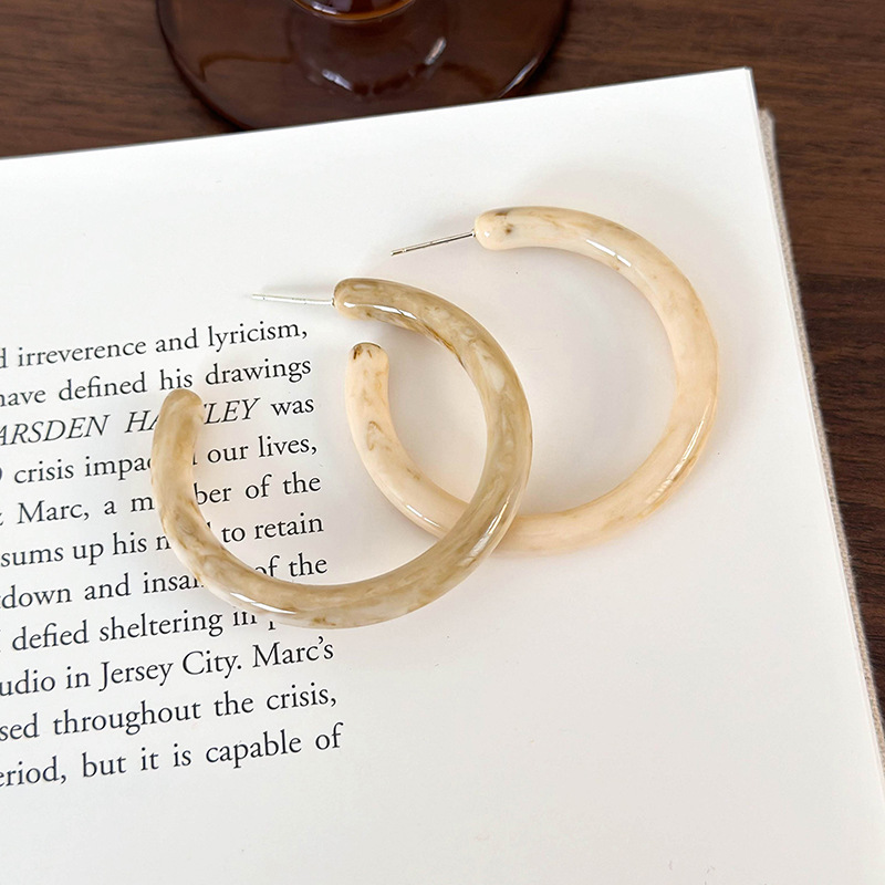 C-Şekilli Retro Küpeler