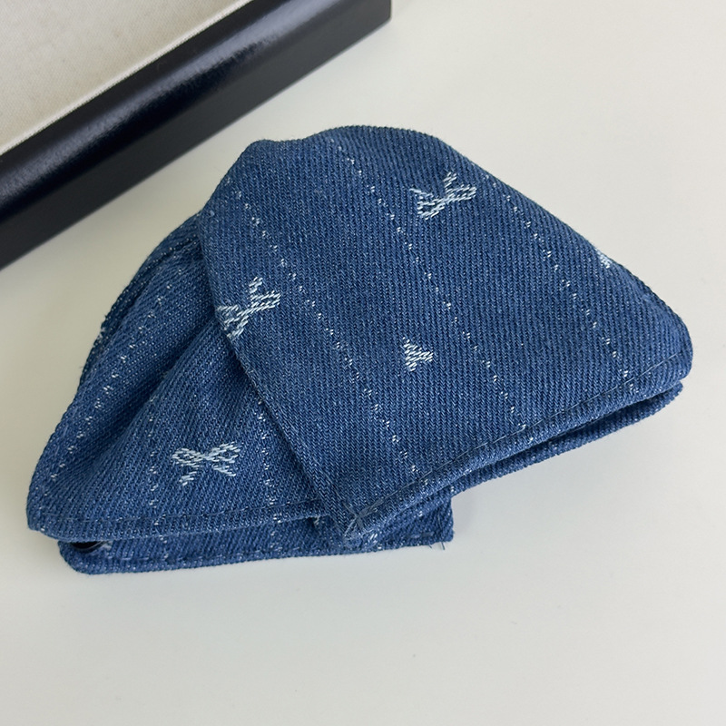 Agravă Triunghiulară din Denim cu Fundiță