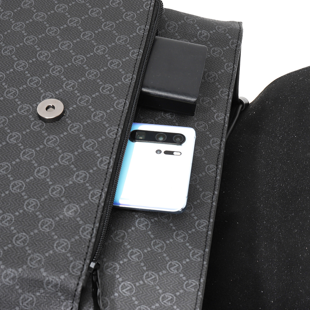 남성 체크 백팩