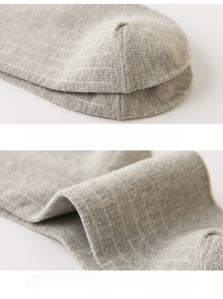 Meias de Algodão com Riscas Duplas e Canelado