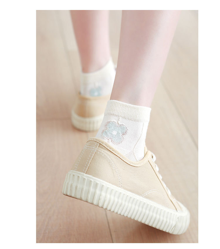 Kaus Kaki No-Show Wanita Motif Bunga