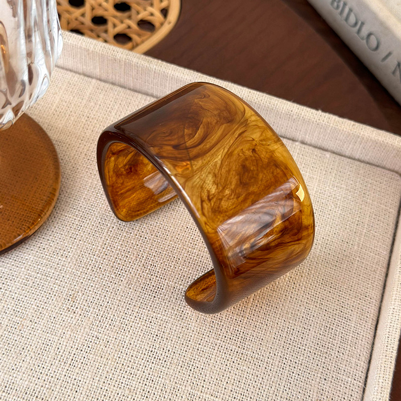 Ακανόνιστο Ευρύ Βραχιόλι Ακρυλικού Ακετάτου