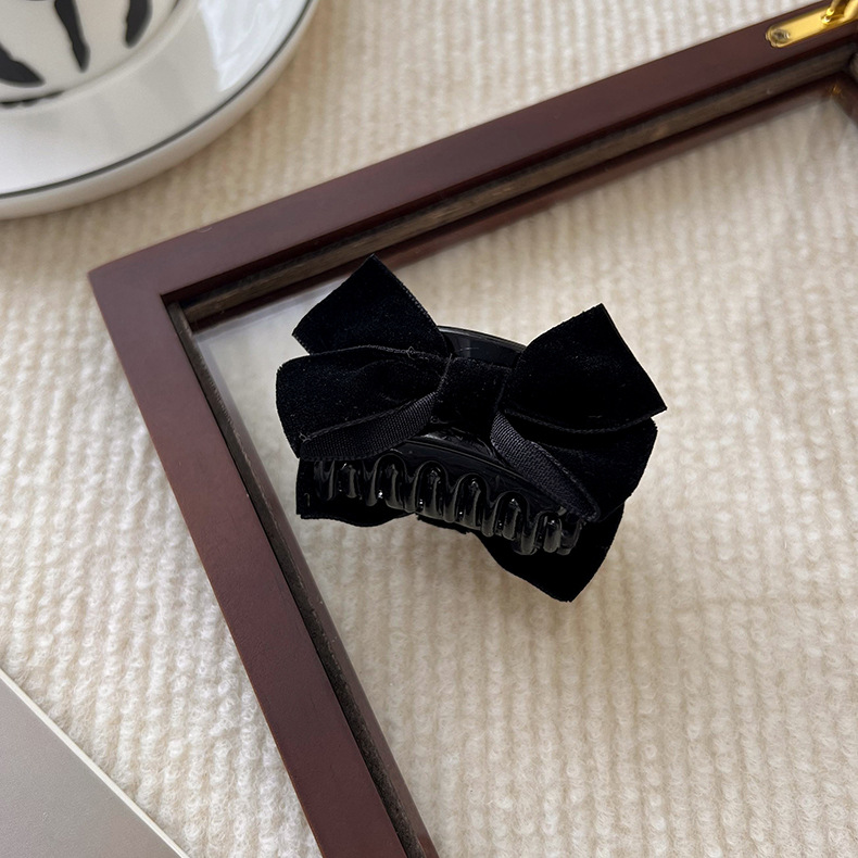 Zwarte Fluweel Strik Haarclip