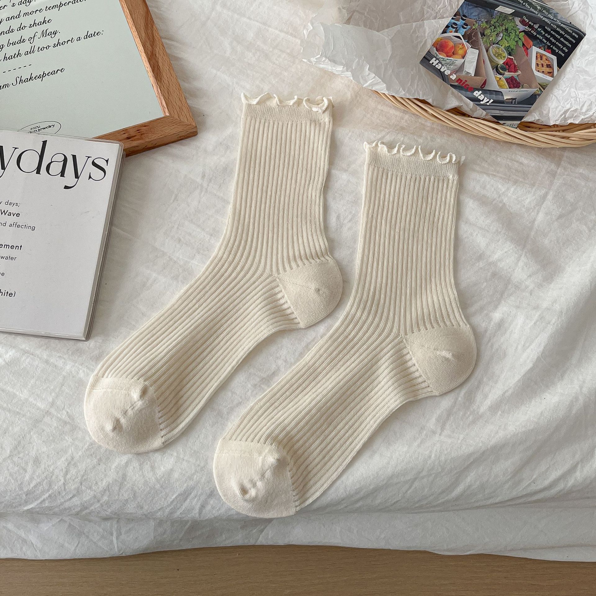 Meias Slouch com Babados