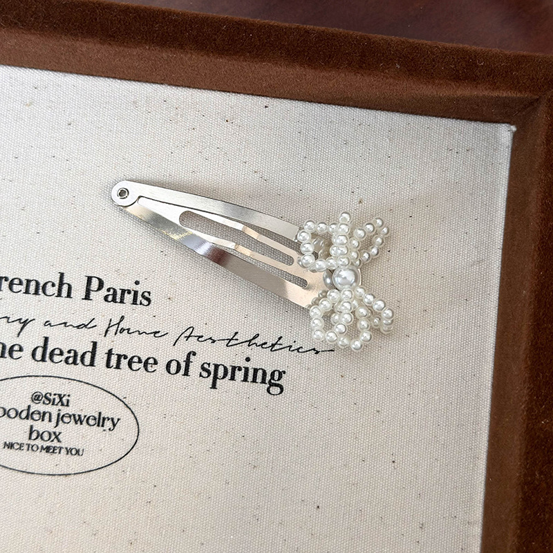 Barrette avec Nœud et Perle Imitation