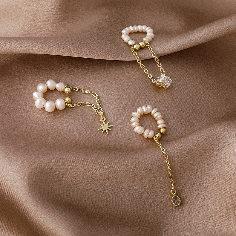 Sötvattenspärla Tofs Öronklämma