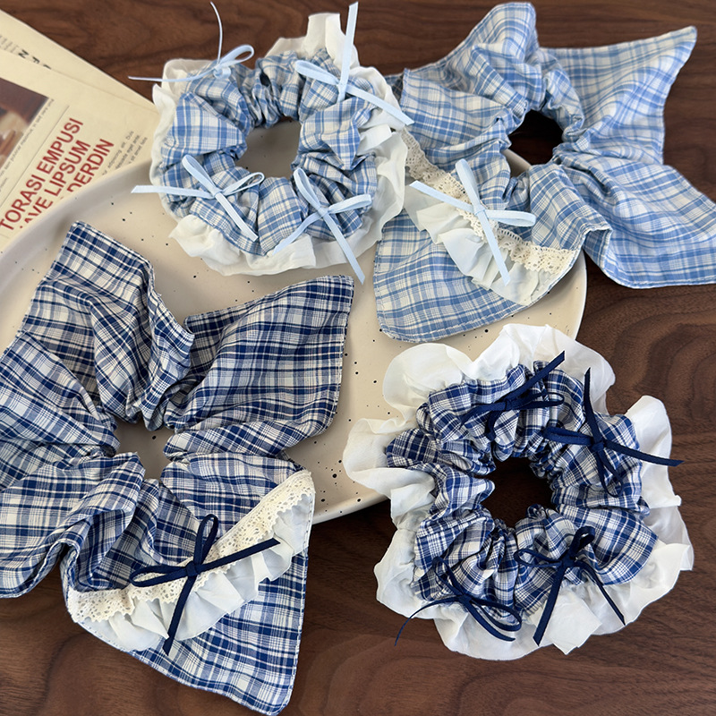 Scrunchie Pita Rendah Kotak-Kotak Biru