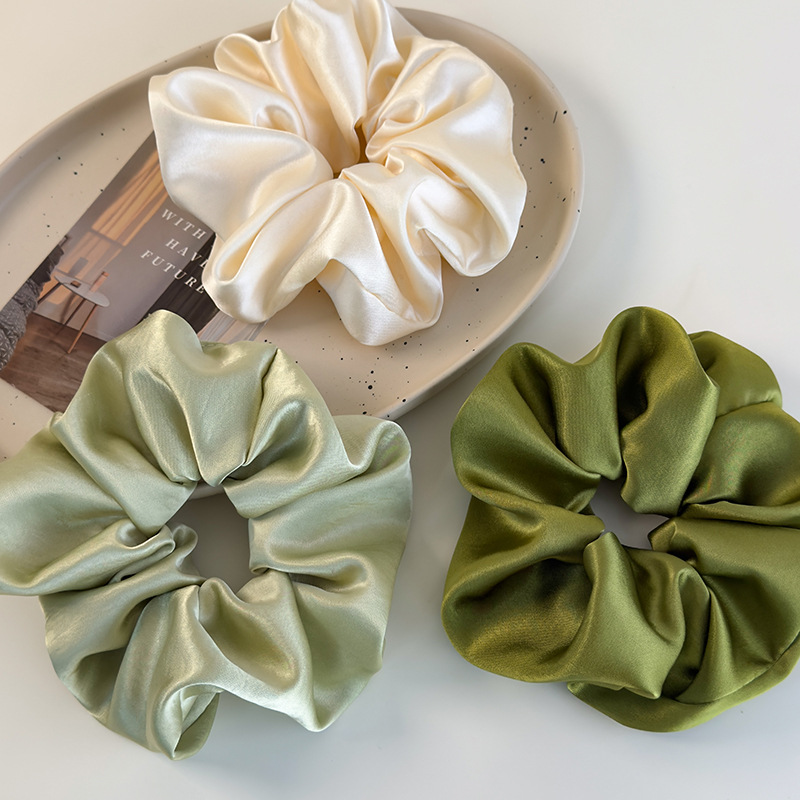 สครันชีซาตินวินเทจ