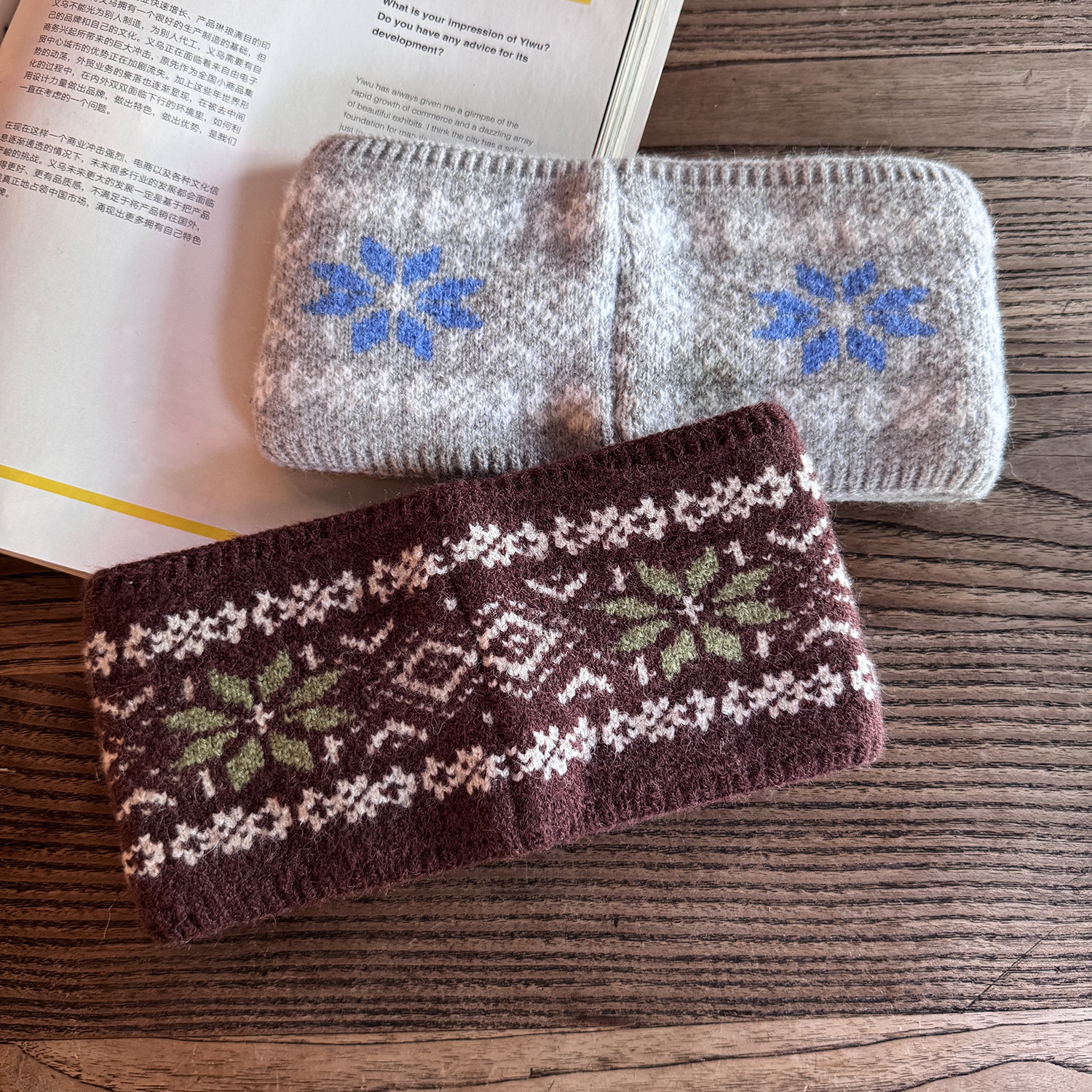 Πλεκτή Κάπα για Μαλλιά με Φαρδύ Γείσο