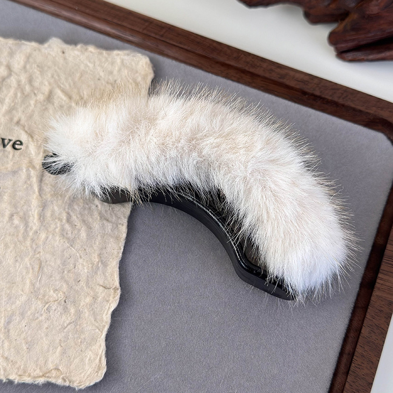 Miękka Pluszowa Spinka do Włosów Banan