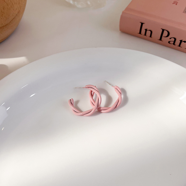 지오메트릭 핑크 귀걸이