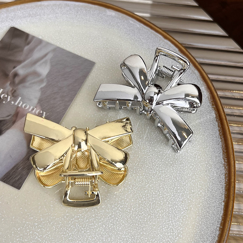 Metalowa Spinka do Włosów z Kokardą