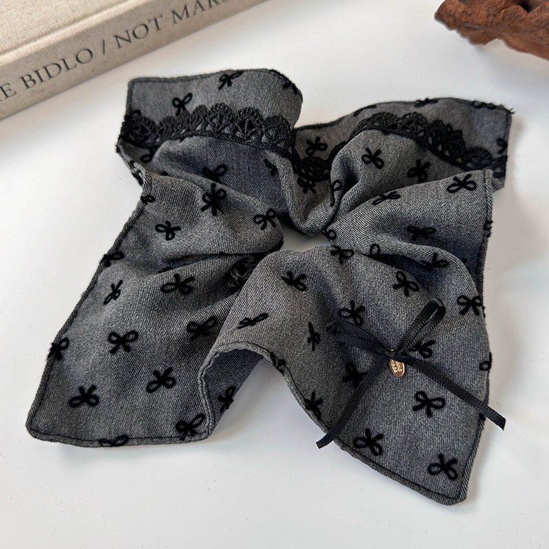 Szara Kokardkowa Opaska z Koronkową Krawędzią