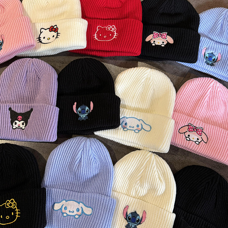 قبعة صوفية كارتونية