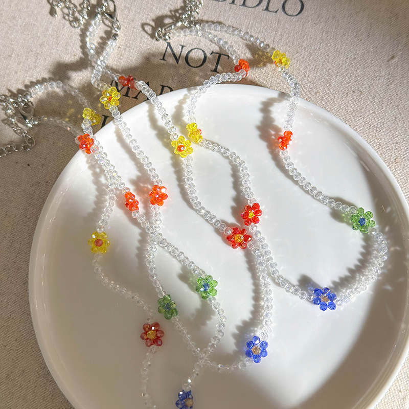 สร้อยคอดอกไม้ลูกปัดฤดูร้อน