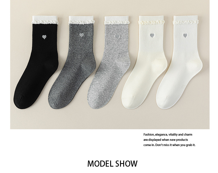 Meias de Cano Médio com Enrugamento