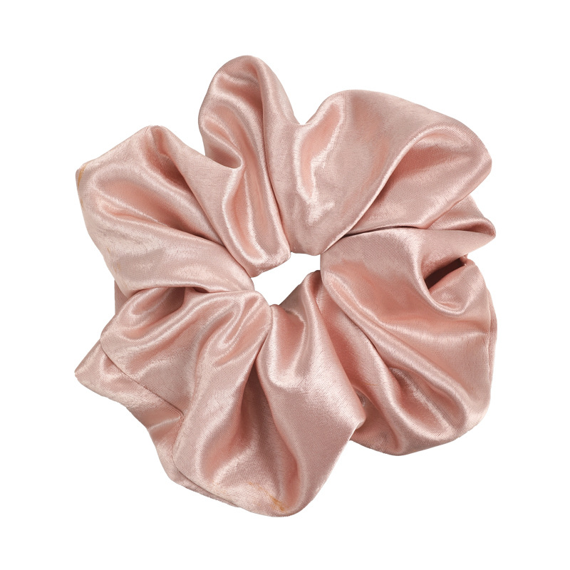 クリームサテンスクランチー