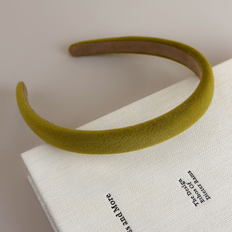 Diadema Fina de Terciopelo Vintage