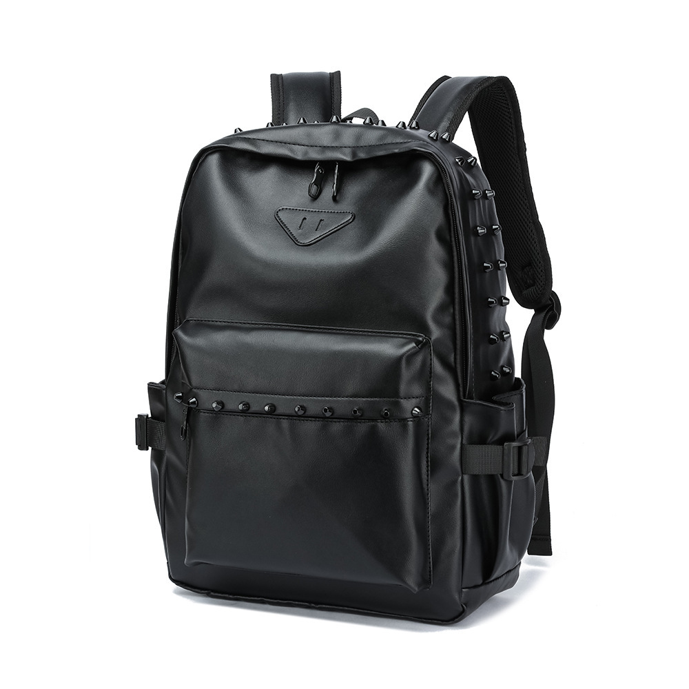 대용량 Rivet 백팩