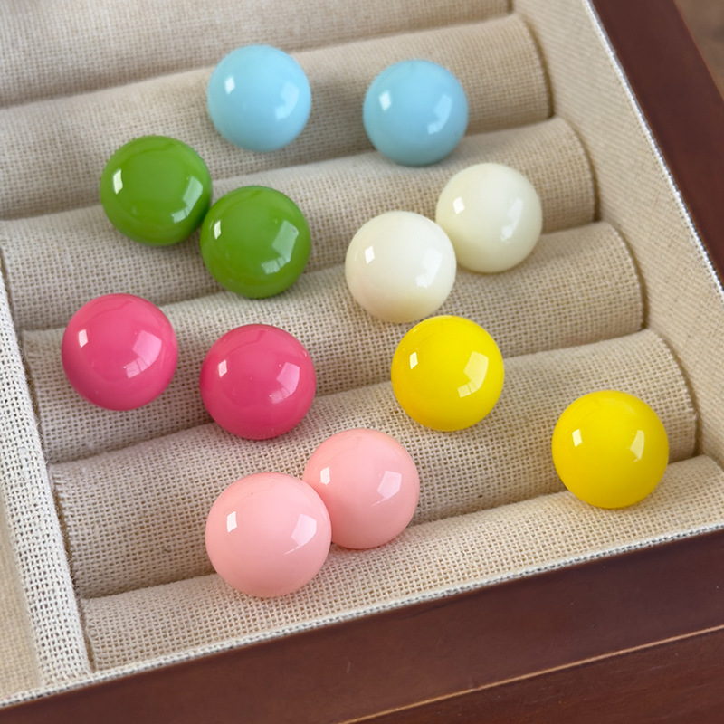 레진 오벌 볼 귀걸이