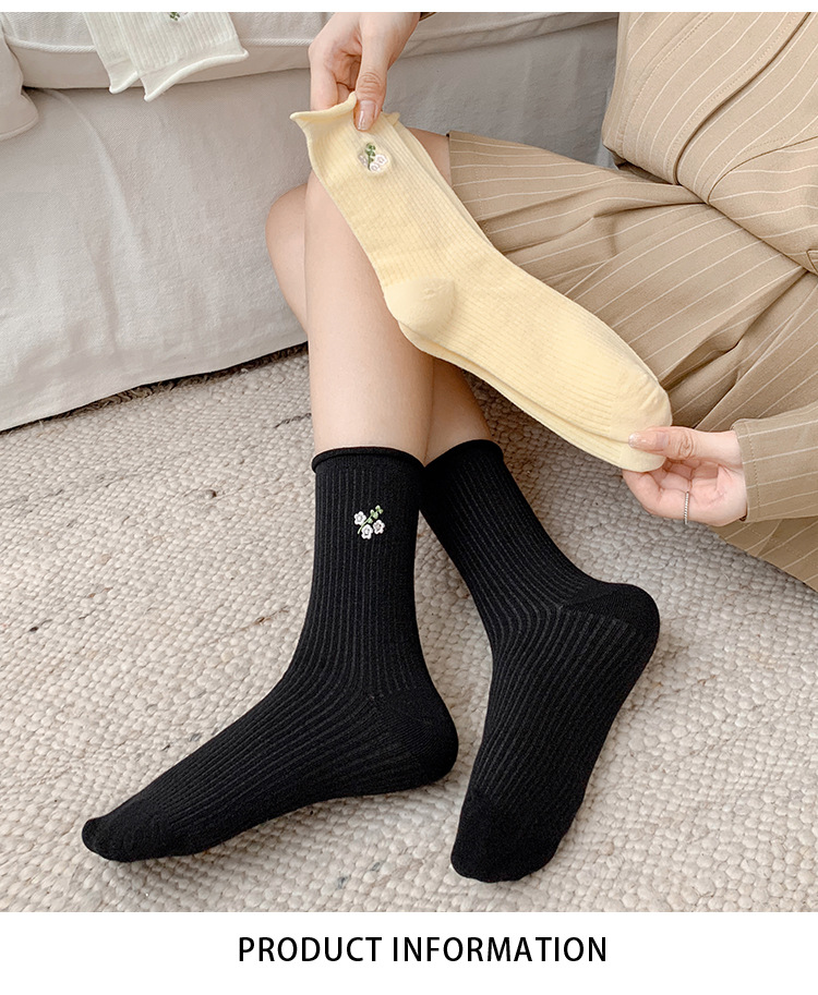 Meias Femininas Bordadas Florais