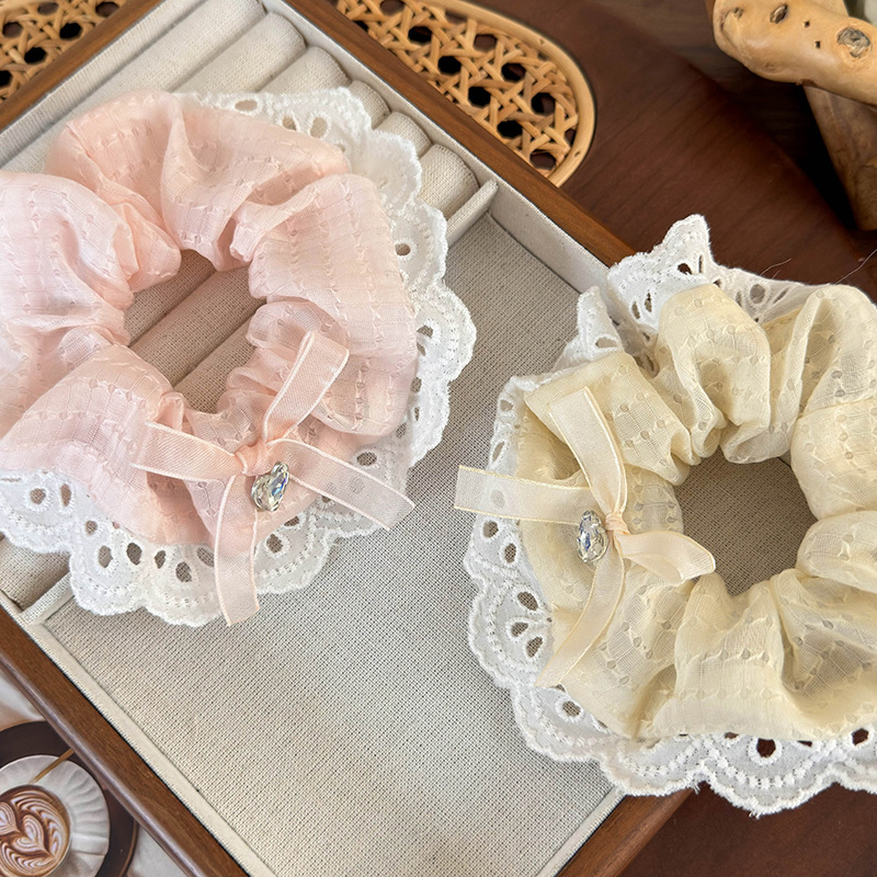 Scrunchie Cabelo com Laço e Strass