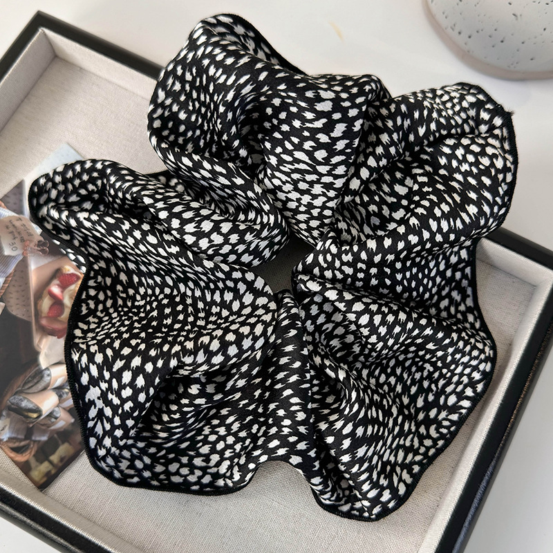 Leopardtryck Scrunchies