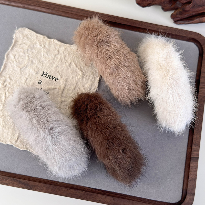 Miękka Pluszowa Spinka do Włosów Banan