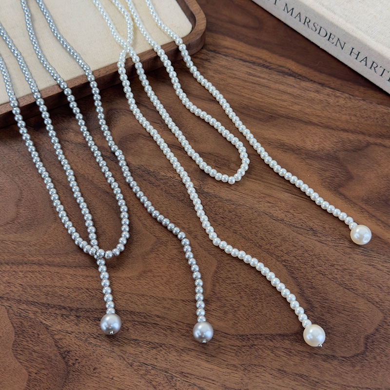 สร้อยคอไข่มุกหลายชั้นยาว