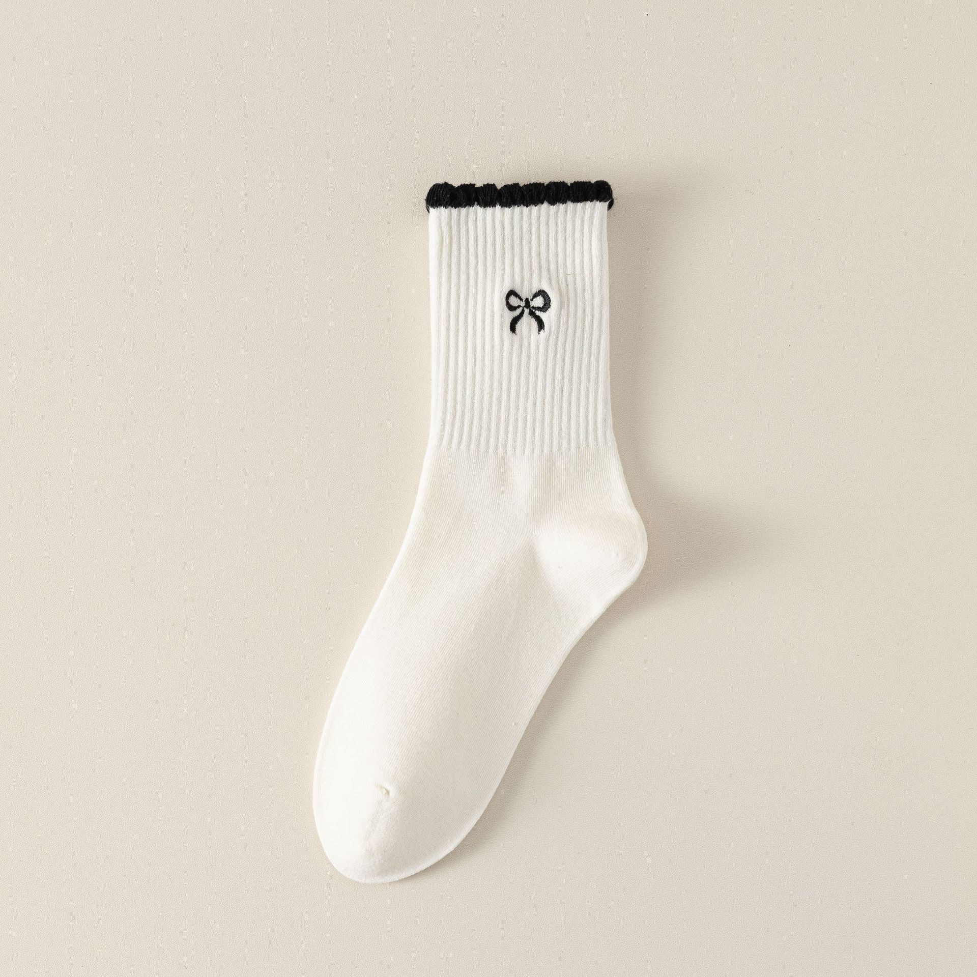 Meias Mid-Calf Femininas com Bordado de Laço e Bolinhas