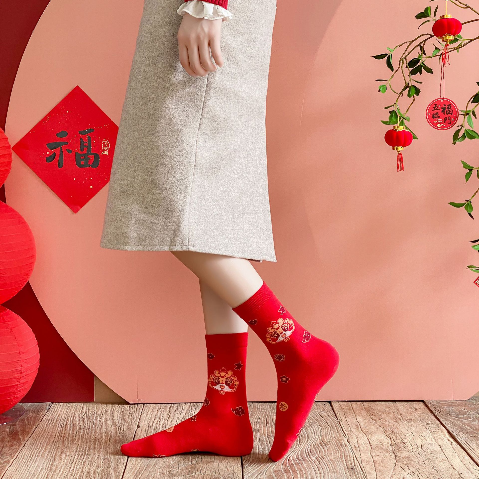 Röda bomullsstrumpor mid-calf för damer