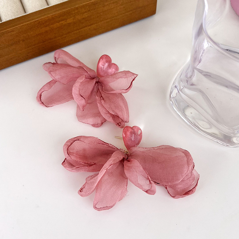 하트와 플로럴 귀걸이