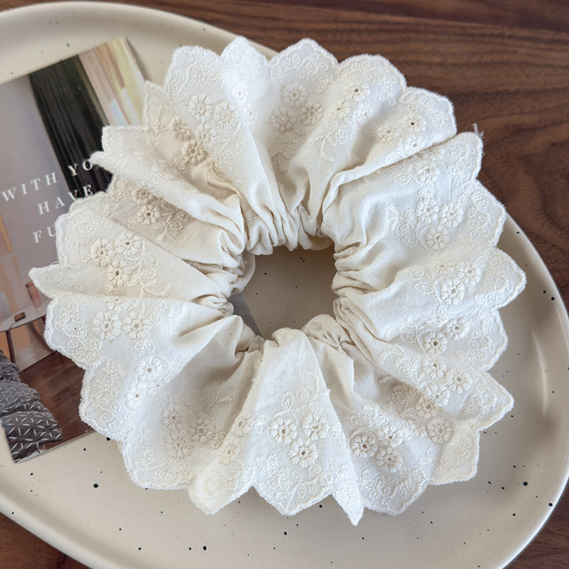 Κορδέλα Μαλλιών με Κέντημα Λουλουδιών και Δαντέλας