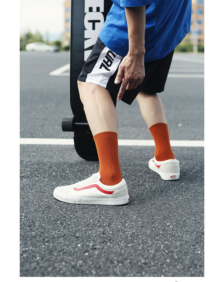 ถุงเท้าธุรกิจชายผ้าฝ้าย