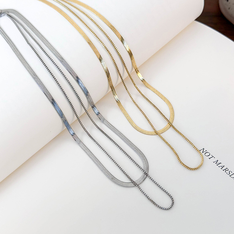 Collier Ras de Cou Double Couche Chaîne Serpent