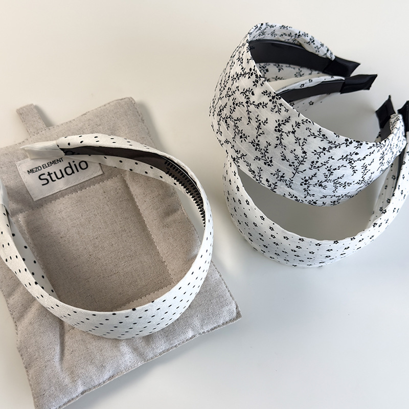 Diadema Ancha con Puntos y Flores