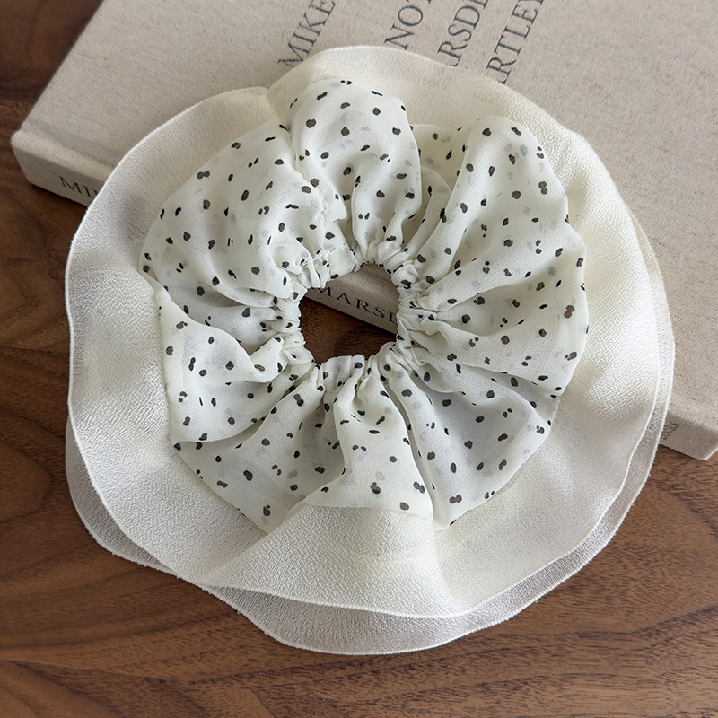 Powiększone Chiffonowe Gumki z Kropkami