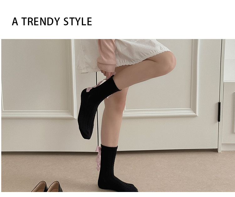 ถุงเท้ายาวครึ่งน่องผ้าฝ้ายแบบ Scrunch