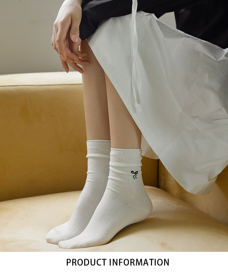 Meias Meia Canela com Laço Bordado