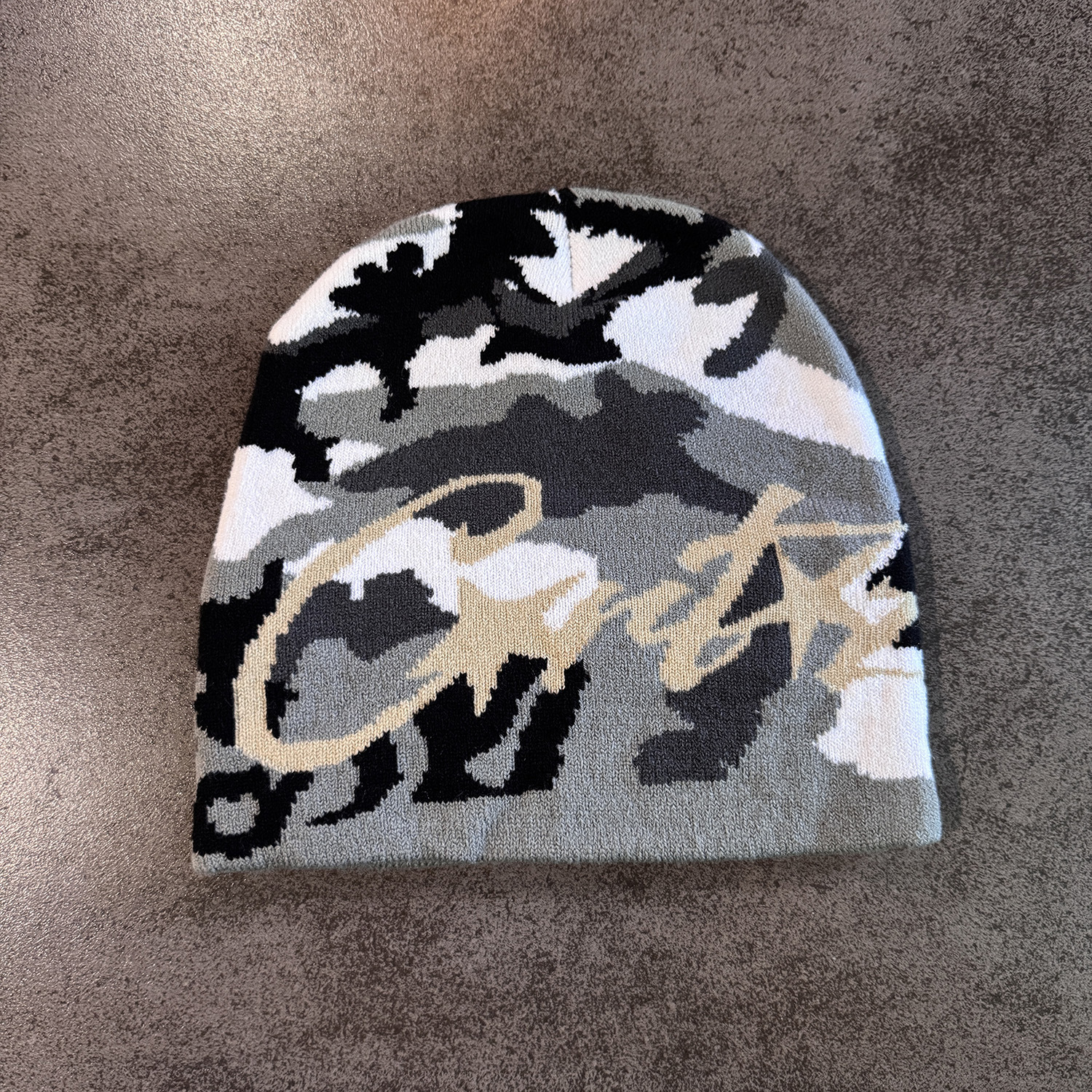 Strickmütze Retro Tarnung mit Buchstaben