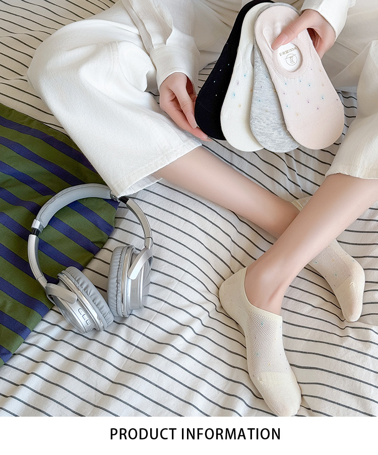 ถุงเท้าไม่มีขอบสตรี