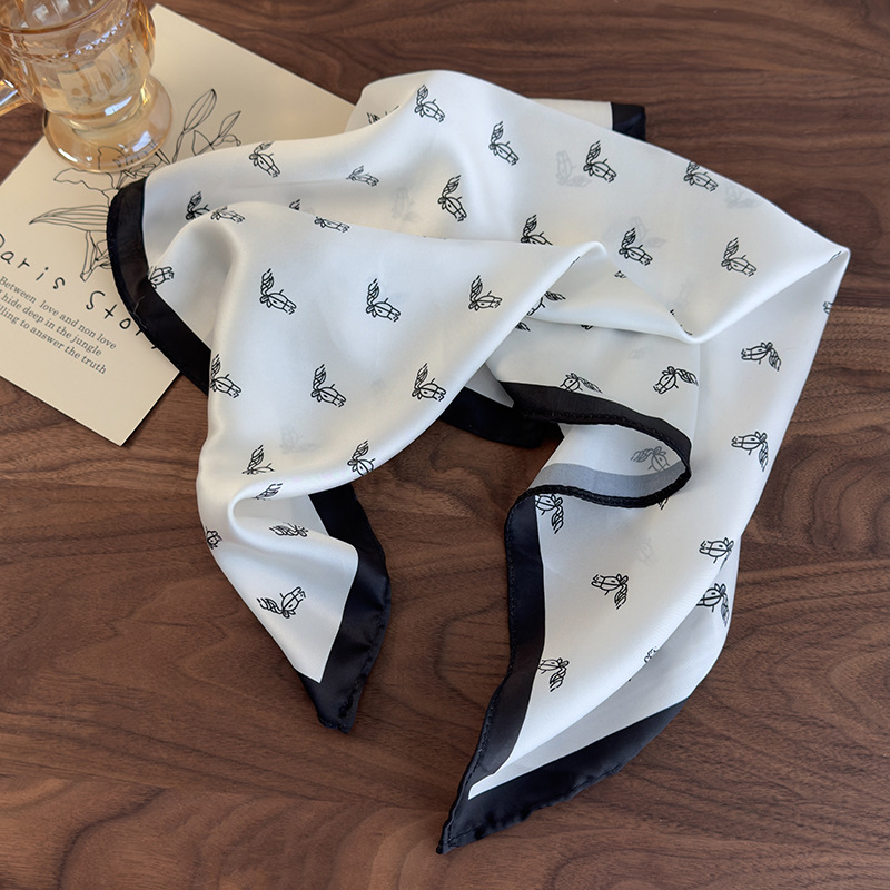 وشاح ورباط شعر