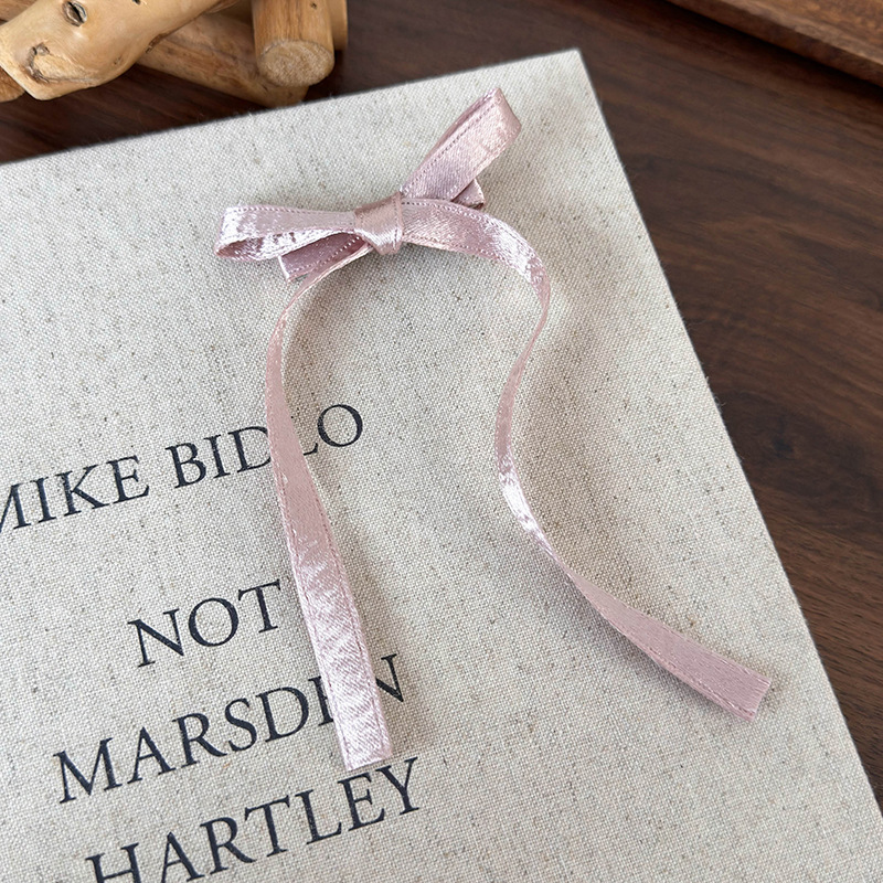 Grampo Bico de Pato com Laço de Ballet