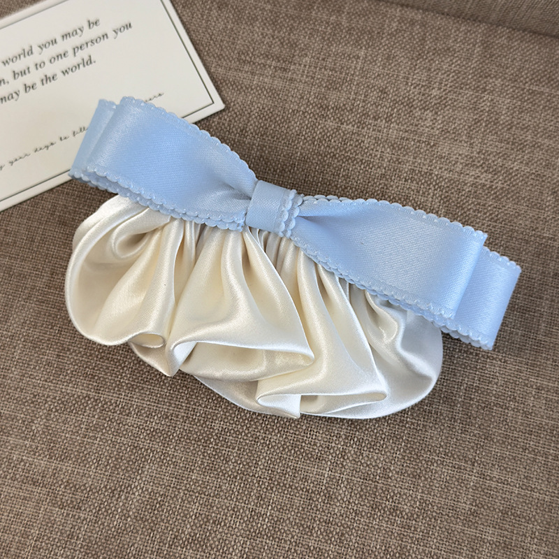 Agrafă de Păr Vintage din Satin cu Volane