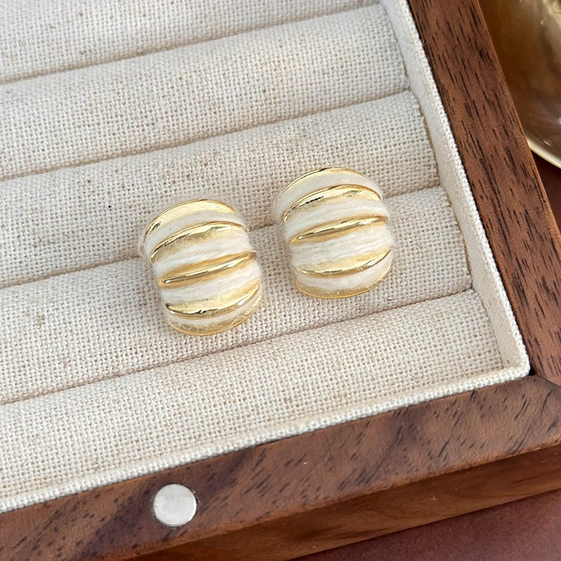 Orecchini con Pendenti a Petali Perlati Strass