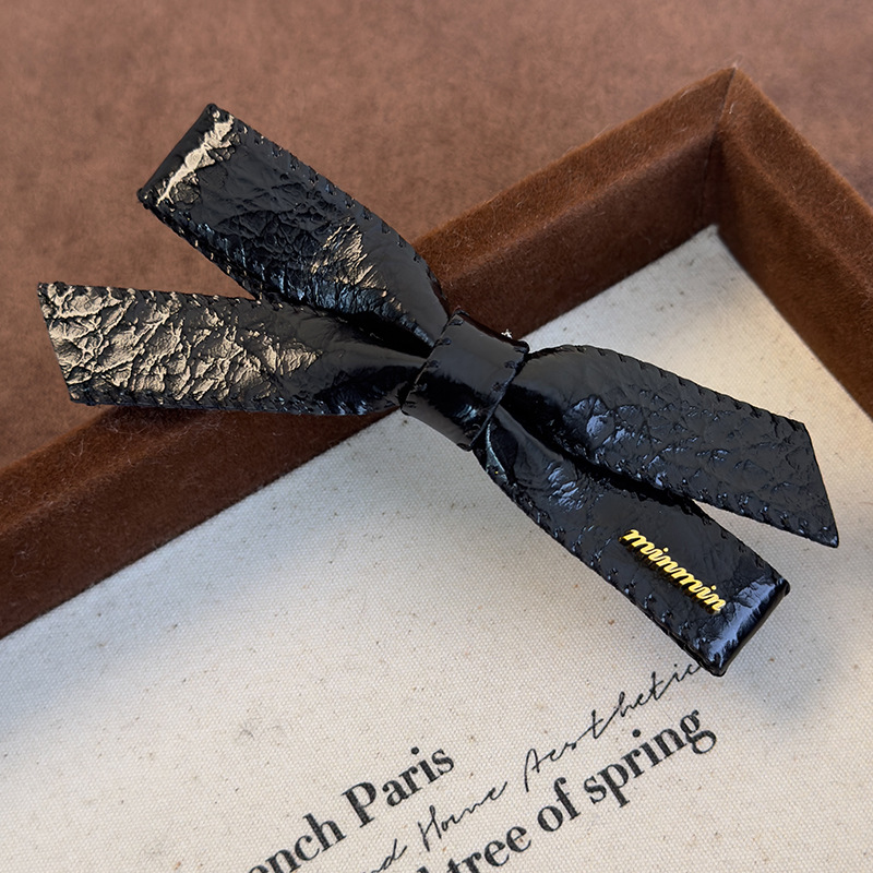 Kožená Spona do Vlasů Kachní Zobák s Mašlí